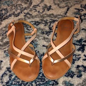 GAP sandals